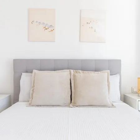 Luxury In Urban Sky Apartment *